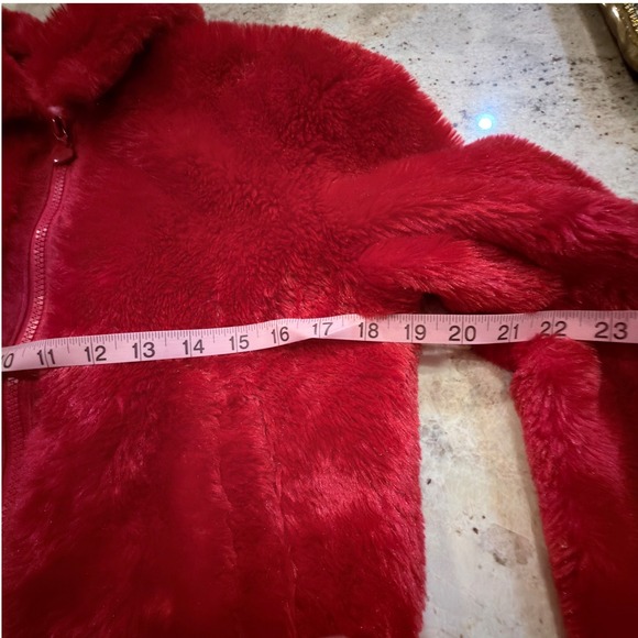 Sugar Thrillz Dolls Kill Red Faux Fur Cropped Jacket Heart Zipper AST20069 Small - Picture 8 of 10